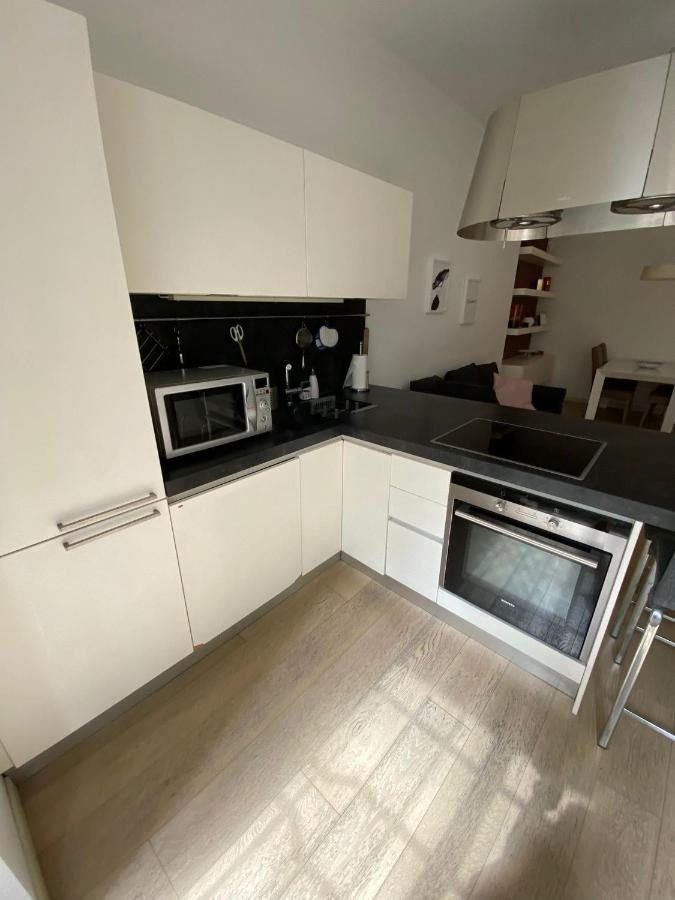 Lovely Apartment In The New Porta Nuova Area Milão Exterior foto