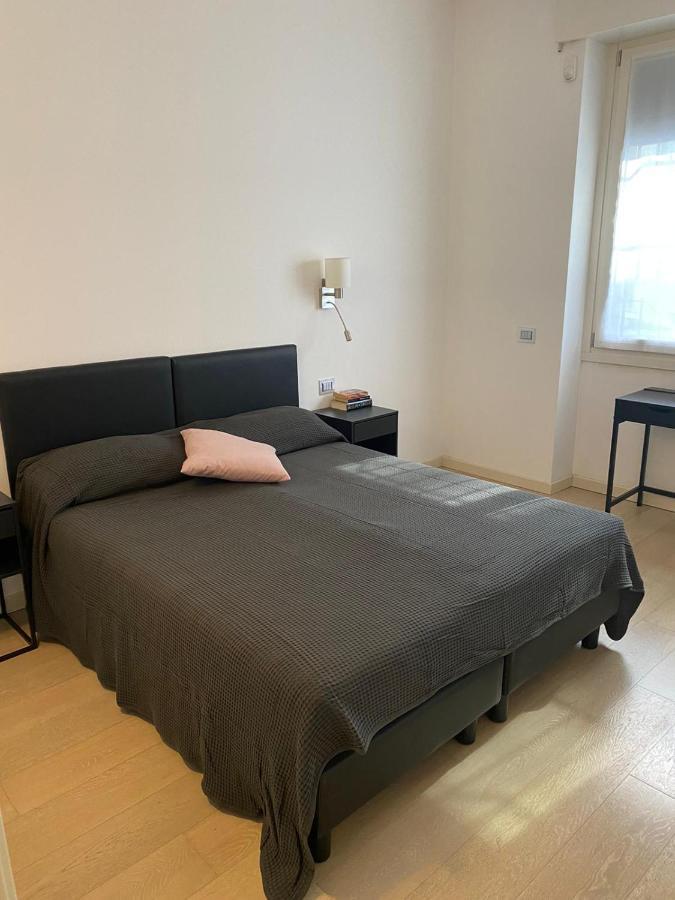 Lovely Apartment In The New Porta Nuova Area Milão Exterior foto