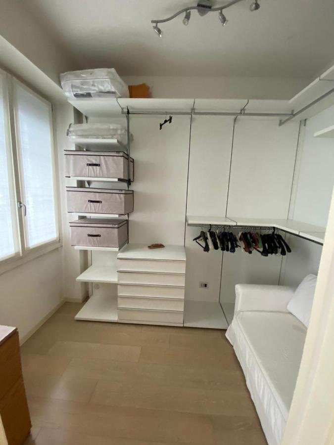 Lovely Apartment In The New Porta Nuova Area Milão Exterior foto